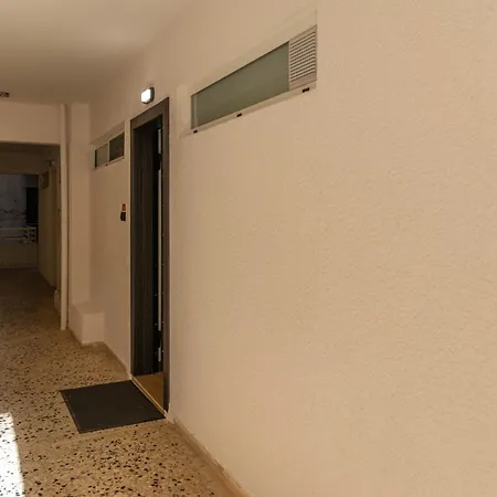 شقة Bohosapiens Atlas With Sea Access